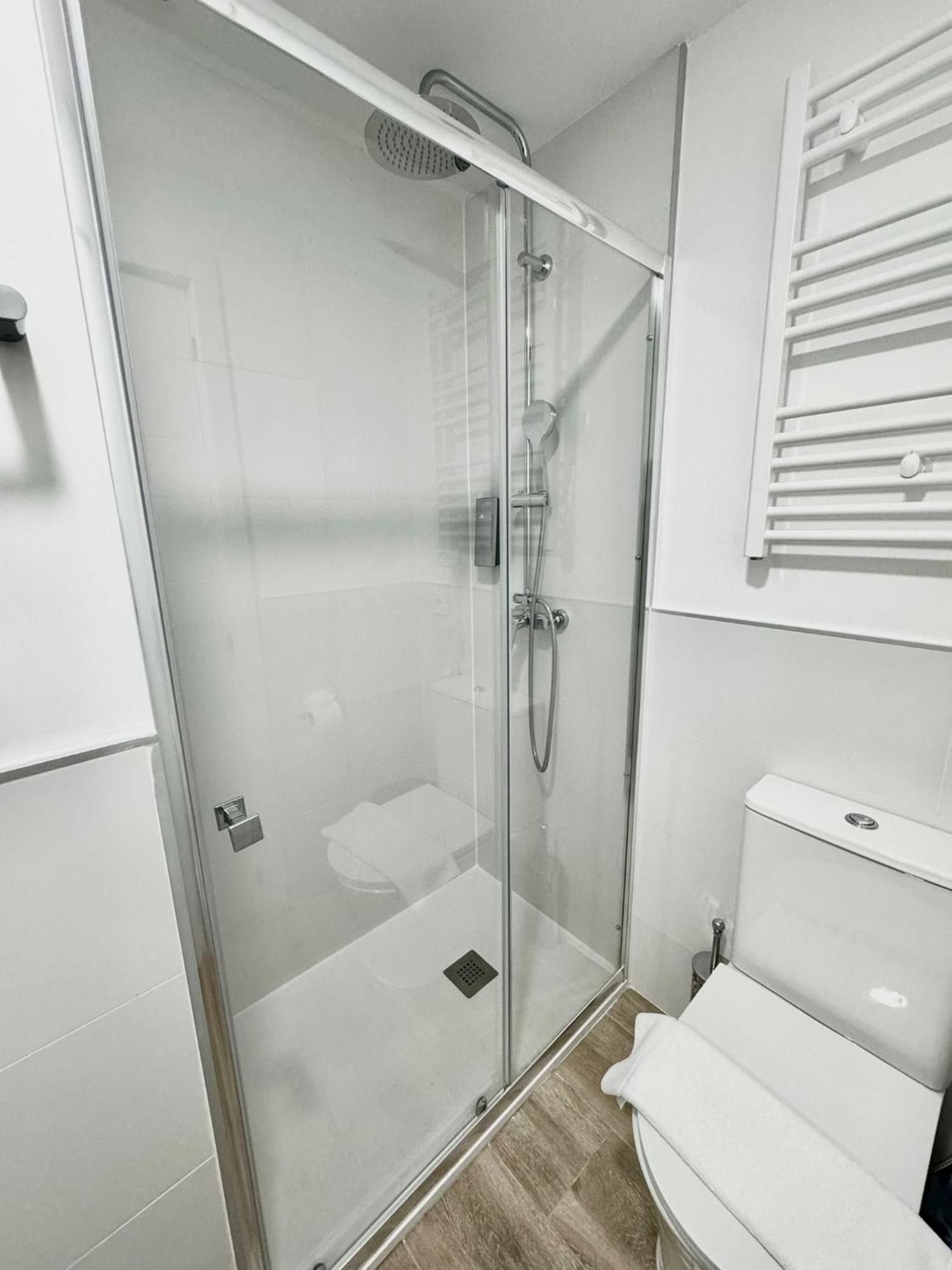 Apartamentos Madrid Connection - Universidad By Oshun Apartments Bagian luar foto
