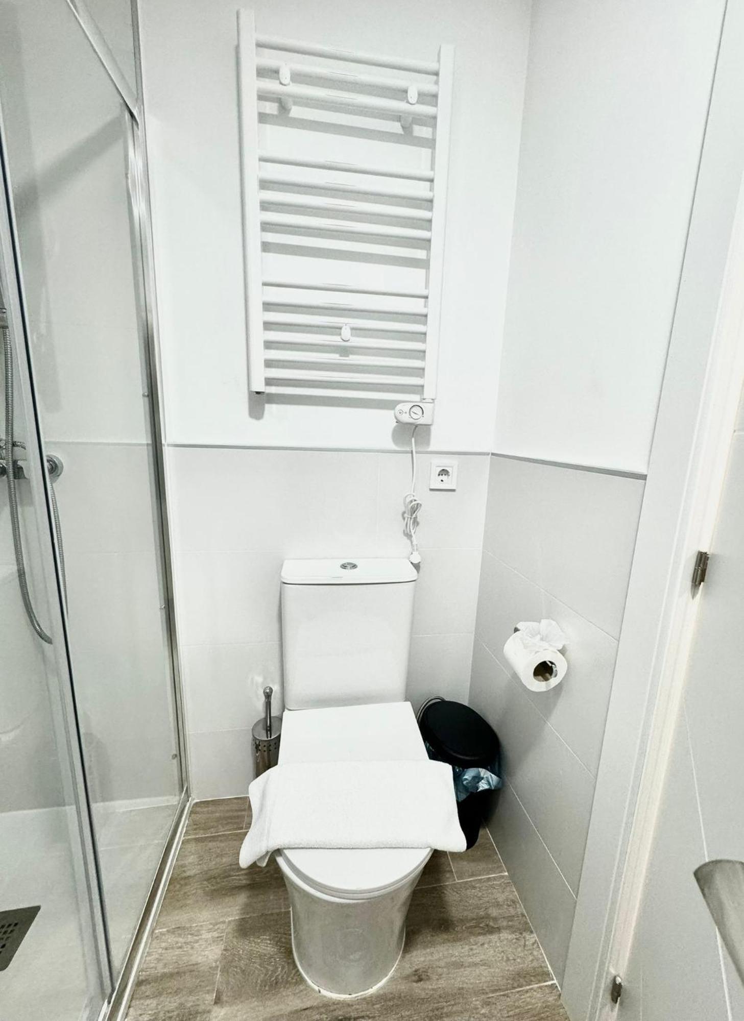 Apartamentos Madrid Connection - Universidad By Oshun Apartments Bagian luar foto
