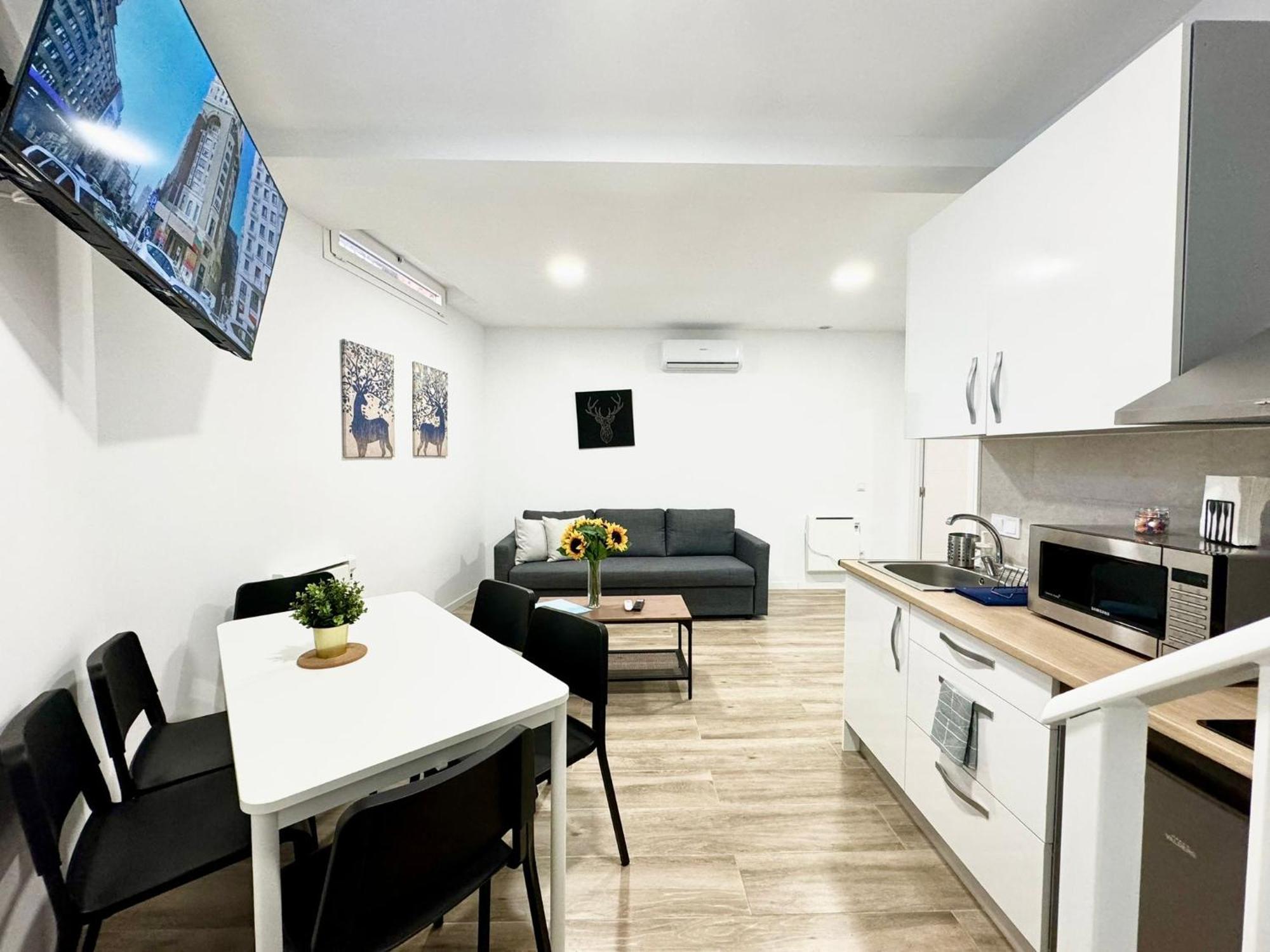 Apartamentos Madrid Connection - Universidad By Oshun Apartments Bagian luar foto